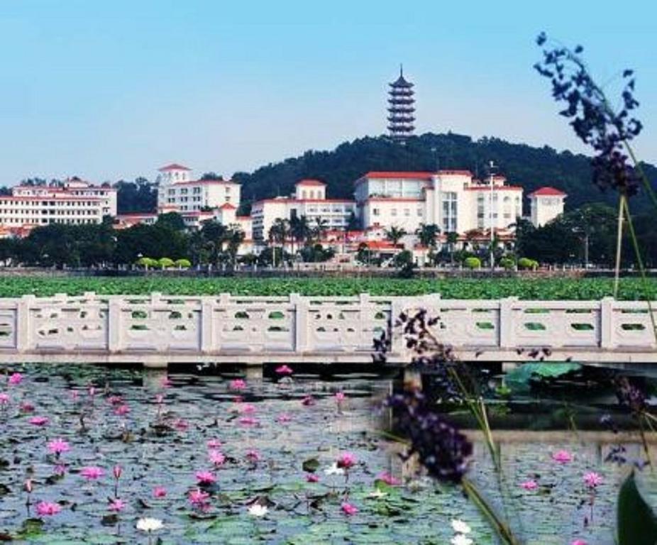 Dongguan Goodview Hotel Sangem Qiaotou Bagian luar foto
